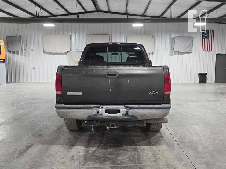 2005-ford-f250-lariat-image-8