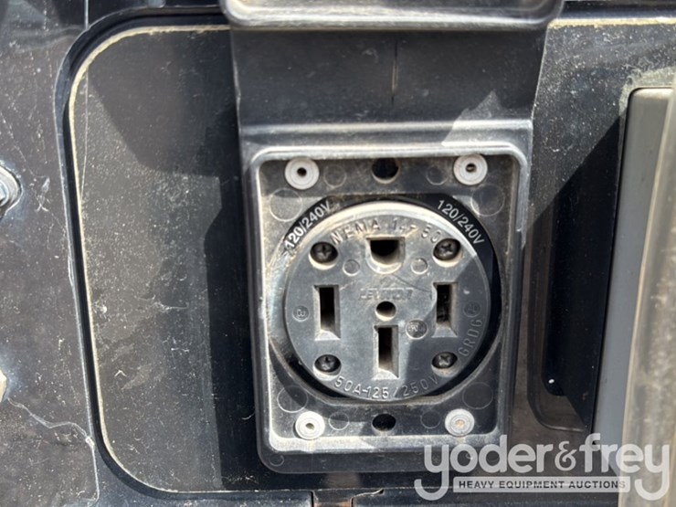 2021-miller-big-blue-400x-pro-image-36