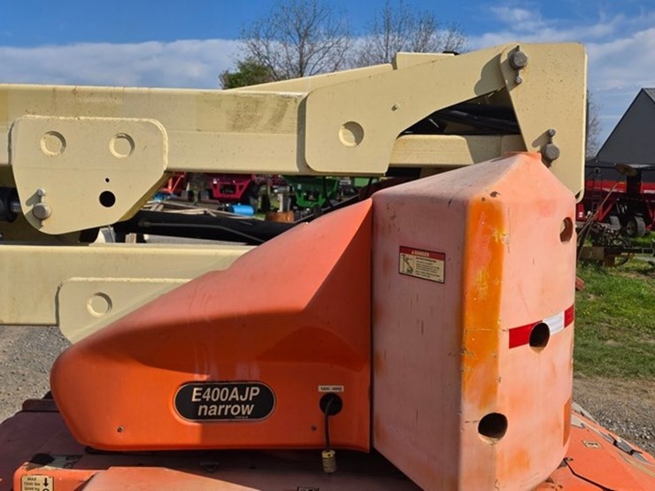 jlg-e400ajp-image-12