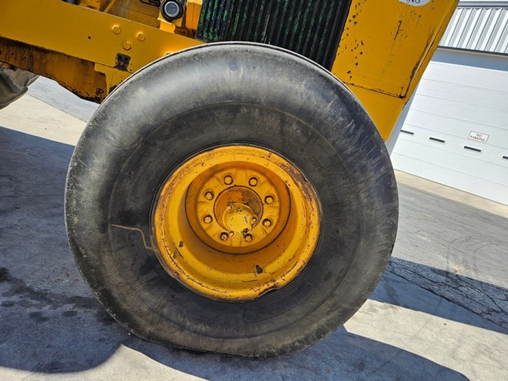 1967-john-deere-700-image-41