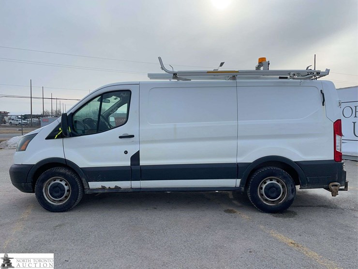 2016-ford-transit-image-8