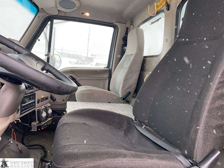 2007-sterling-acterra-image-9