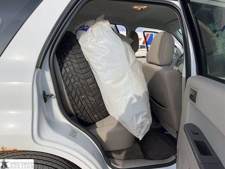 2011-ford-escape-hybrid-image-20