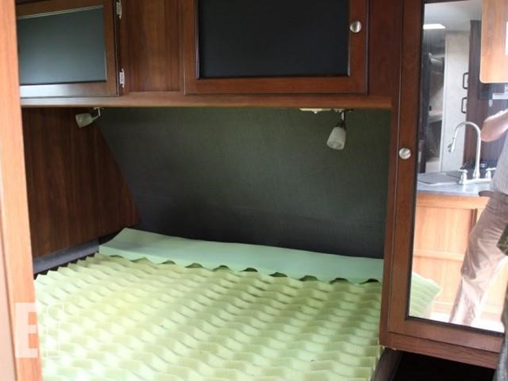 #6302-2015-keystone-ultra-lite-premier-by-bullet-3-image-16