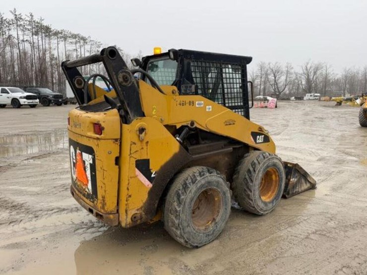 2009-caterpillar-232b2-image-6