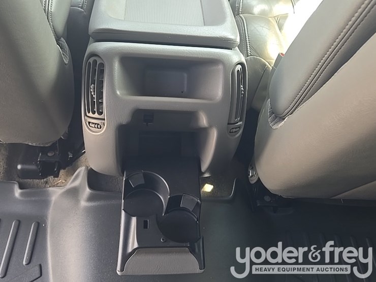 2002-chevrolet-silverado-2500hd-image-72