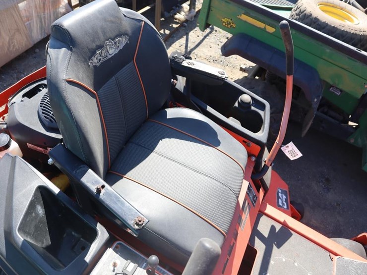 bad-boy-elite-zero-turn-mower-image-16