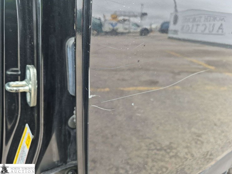 2018-chevrolet-equinox-image-24