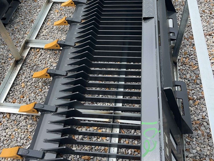 land-honor-skid-steer-rock-bucket,-78"-image-3