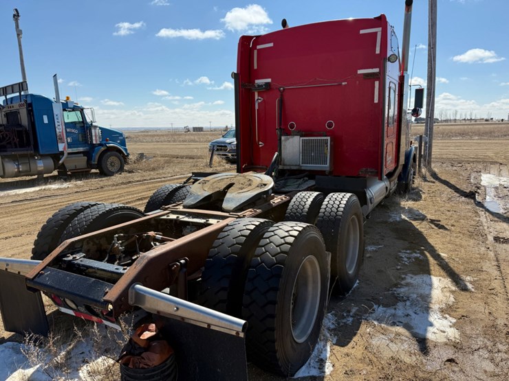 2007-kenworth-w900-image-5