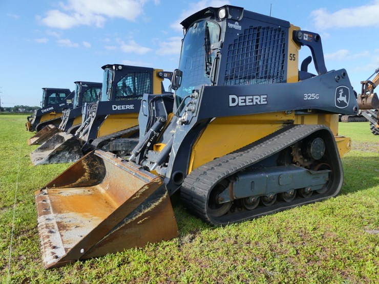 deere-325g-image-1
