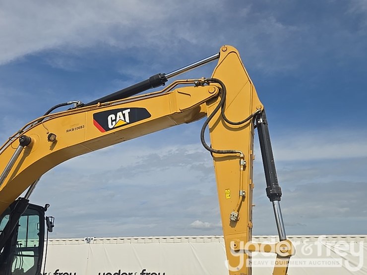2017-caterpillar-336fl-image-34
