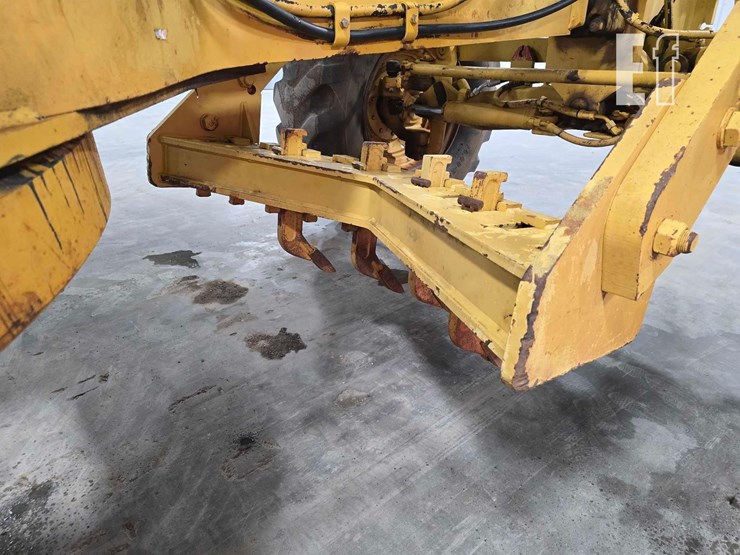 2003-caterpillar-140h-image-15
