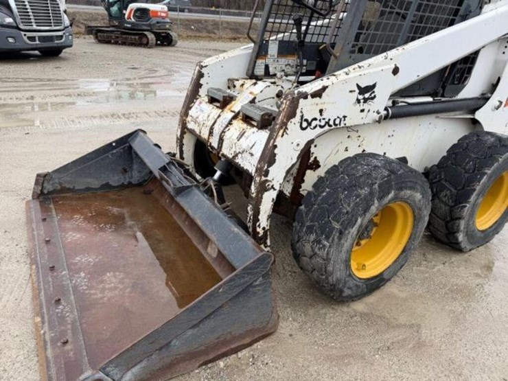 2009-bobcat-864-image-20