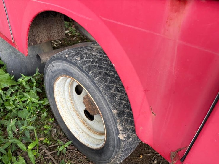 2003-ford-f550-image-11