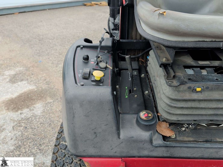 2015-toro-groundsmaster3280d-image-19