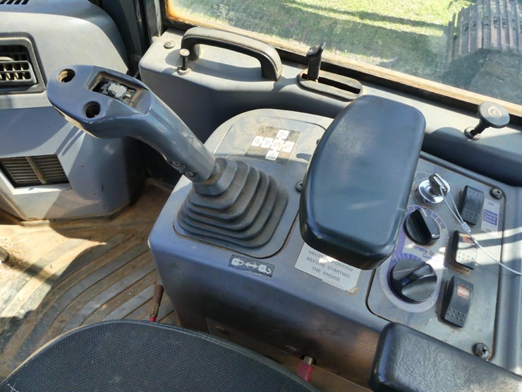 2007-komatsu-wa250-image-12