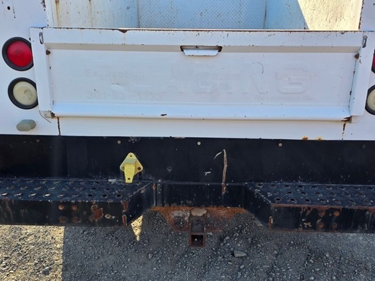 2004-ford-f350-image-15