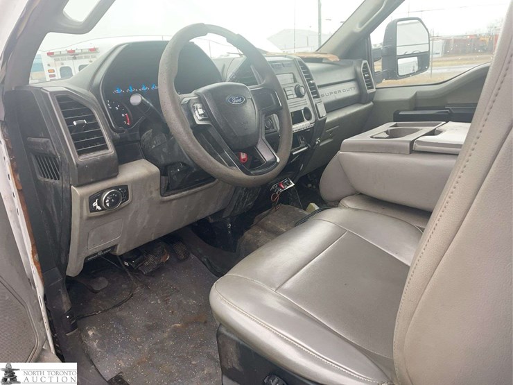 2017-ford-f350-image-11