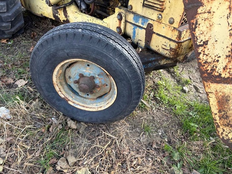 ford-tractor-image-15