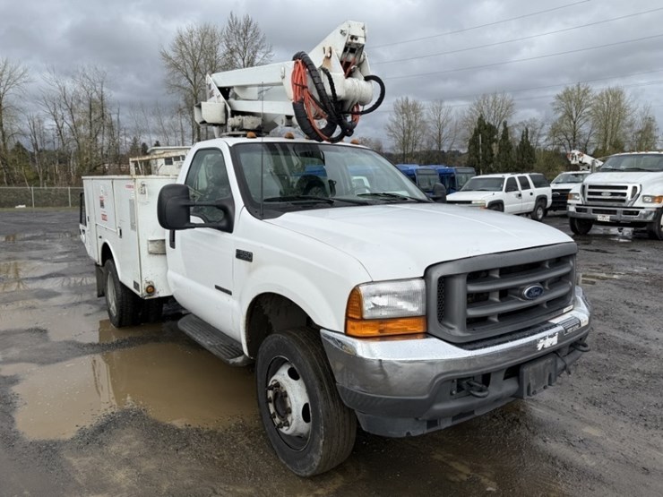 2001-ford-f550-xl-sd-image-2