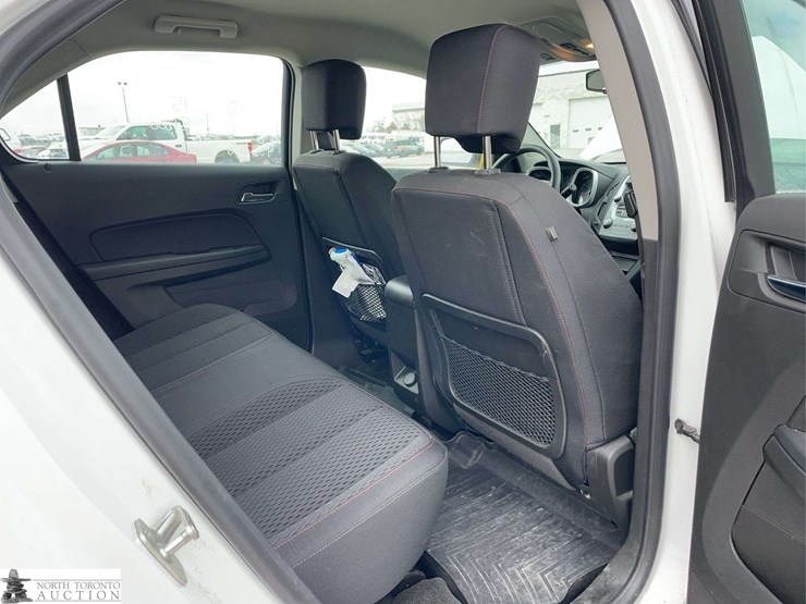 2015-chevrolet-equinox-image-20