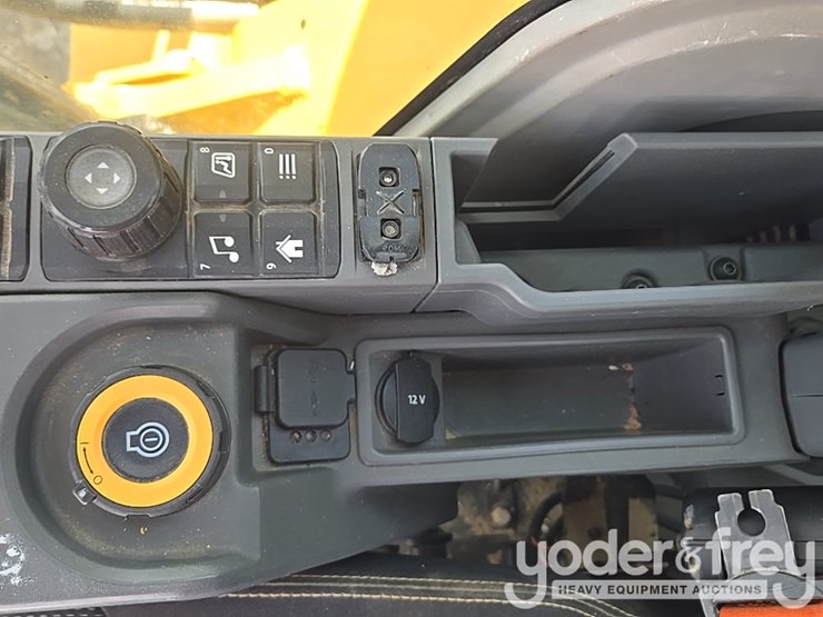 2019-caterpillar-336-image-160