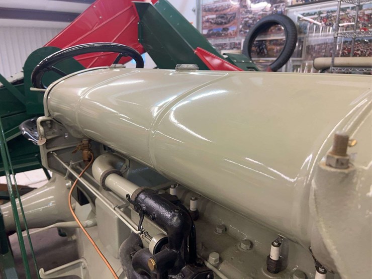 1927-fordson-with-continental-corn-picker-image-9