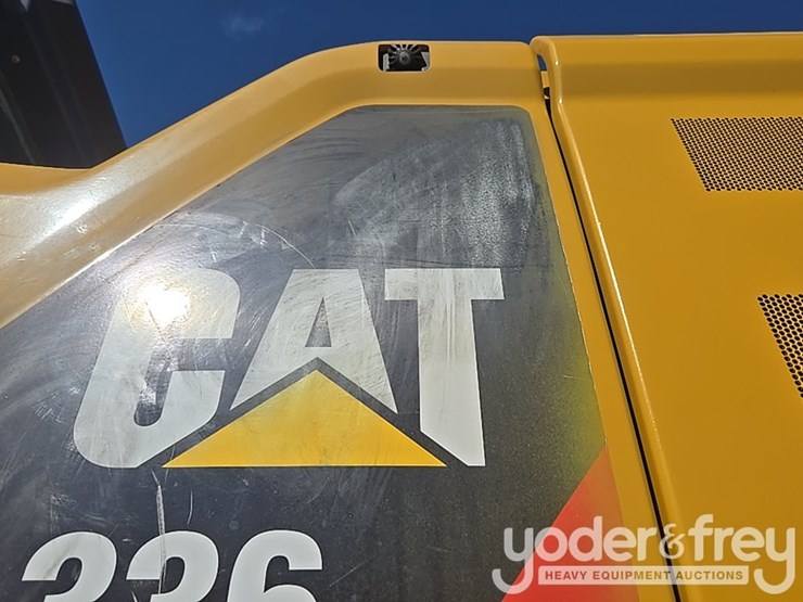 2019-caterpillar-336-image-78