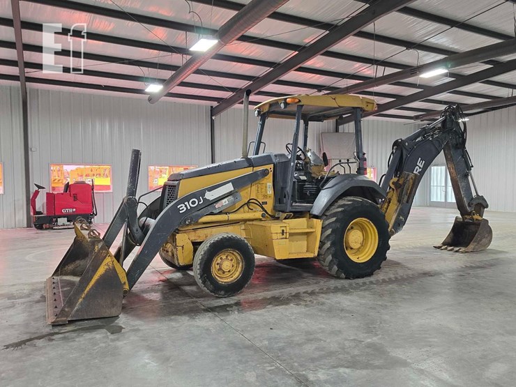 2011-deere-310j-image-1