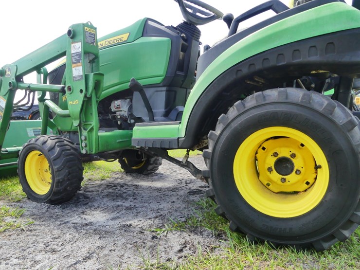 john-deere-1026r-image-7