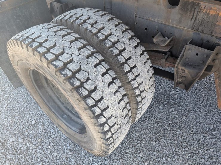 1981-ford-f600-image-10