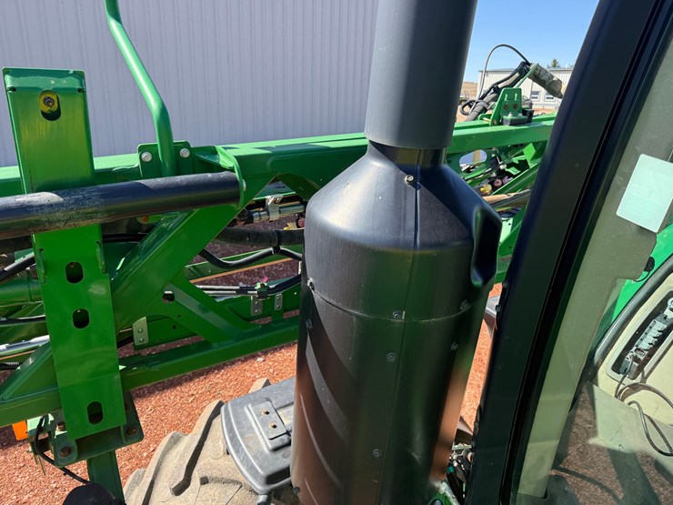 2015-john-deere-r4038-image-73