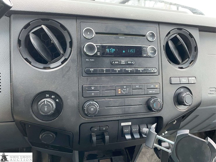 2013-ford-f250-image-13