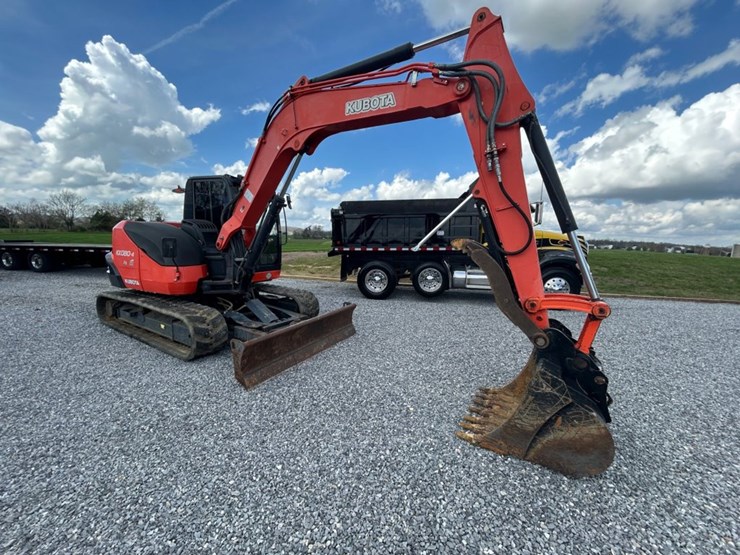 2016-kubota-kx080-4-image-8