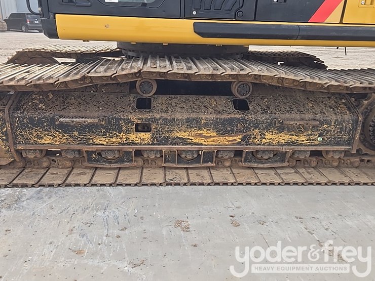 2017-caterpillar-336fl-image-12