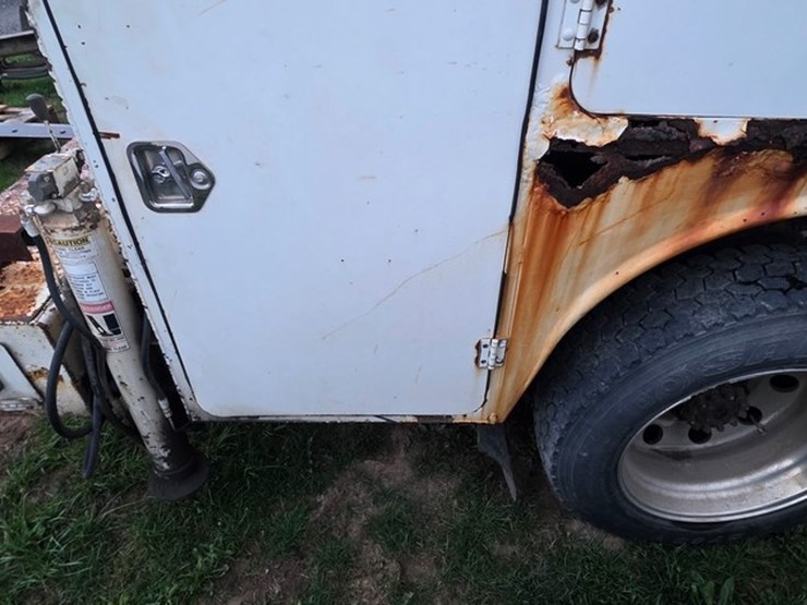 2000-caterpillar-3126-image-16