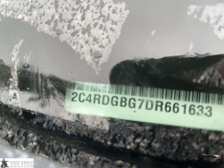 2013-dodge-grand-caravan-se-image-16