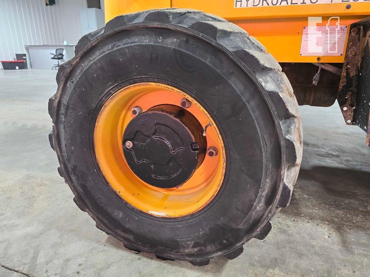 2008-jcb-930-image-25