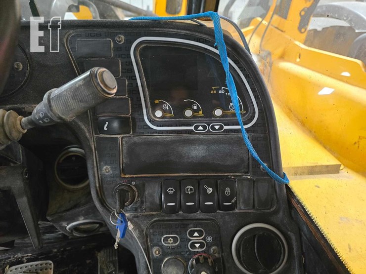 2018-jcb-510-56-image-17