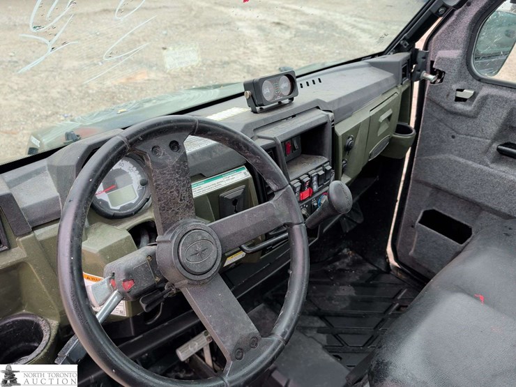 2015-polaris-ranger-image-15