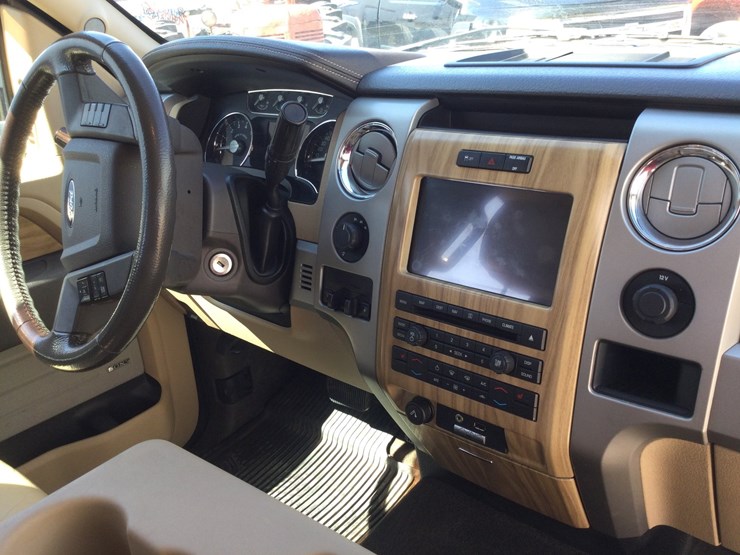 2011-ford-f150-lariat-image-9