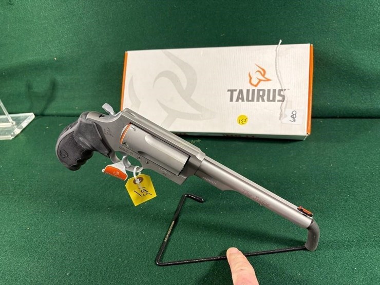 taurus-"the-judge"-45colt/410-ga-revolver-image-2