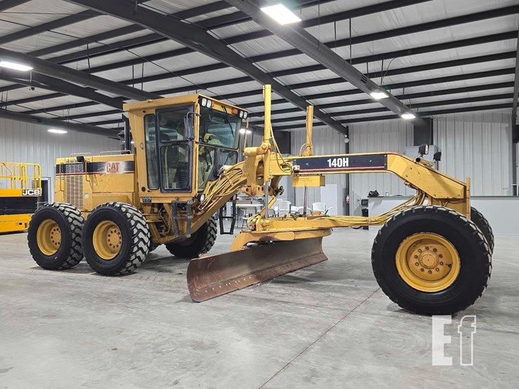 1996-caterpillar-140h-image-2