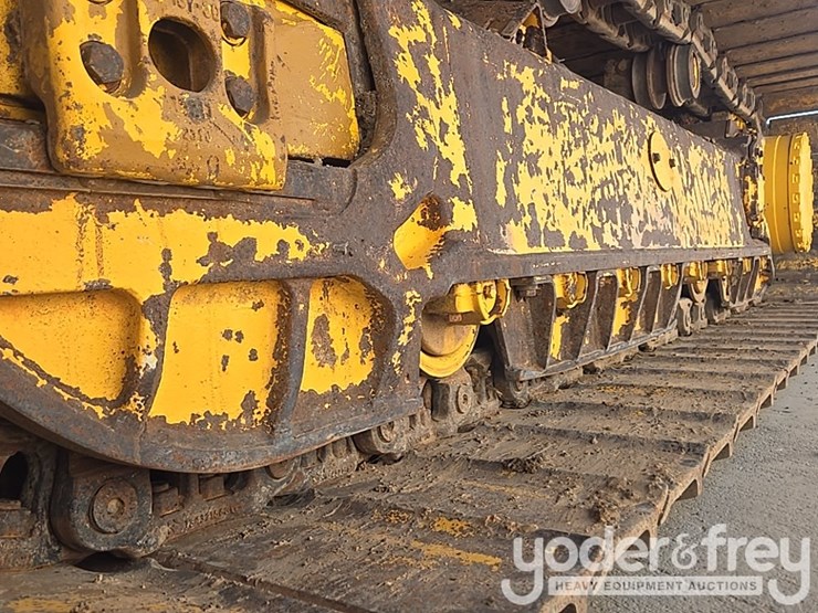 2023-komatsu-d61px-24-image-14