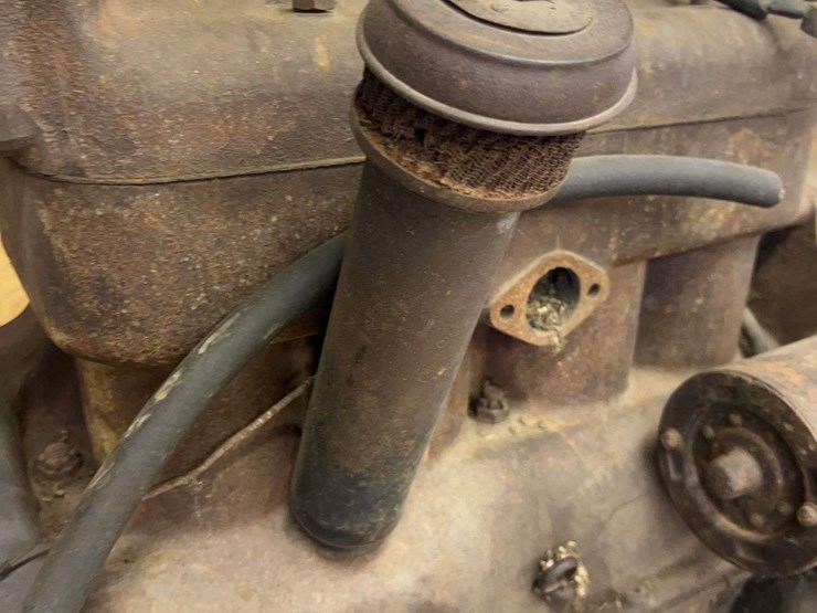 ford-engine-and-parts-image-9