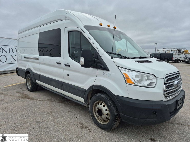 2016-ford-transit-image-3