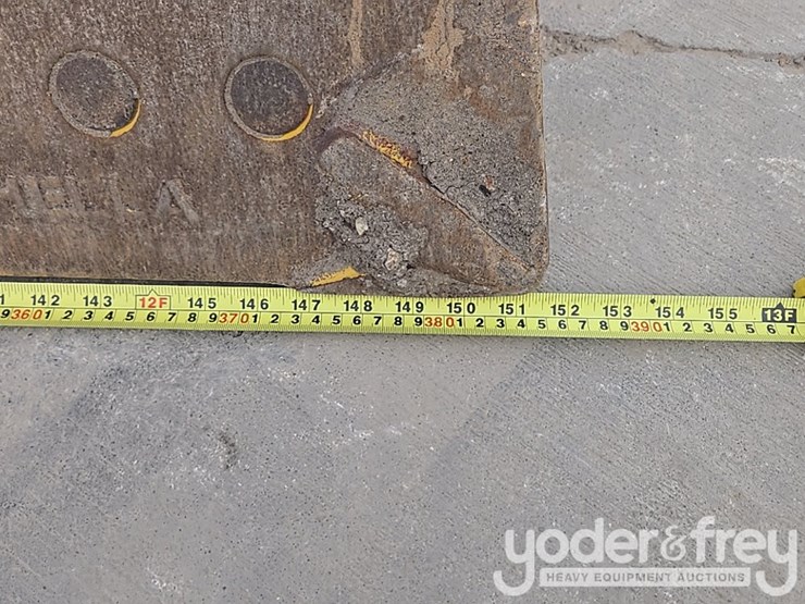 2023-komatsu-d61px-24-image-27