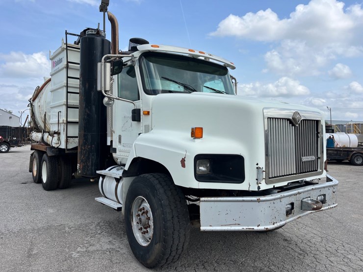 2005-international-paystar-5600i-image-3