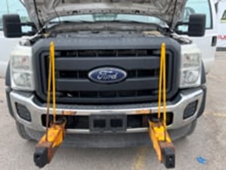 2013-ford-f450-image-9